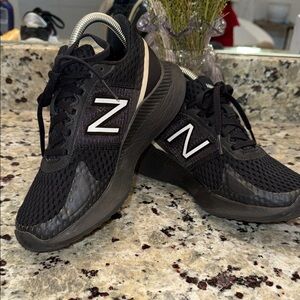 New Balance Black and White Athletic Shoes Size 6
